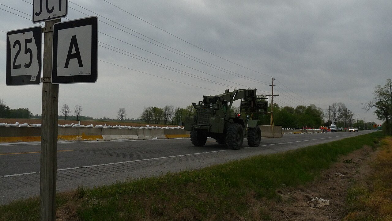 2013 Midwest flooding 130424-Z-XO647-017 — free Wikimedia Commons media