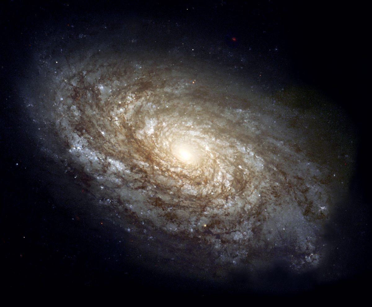 Spiral galaxy NGC 4414 imaged by Hubble — free public-domain NASA/ESA media